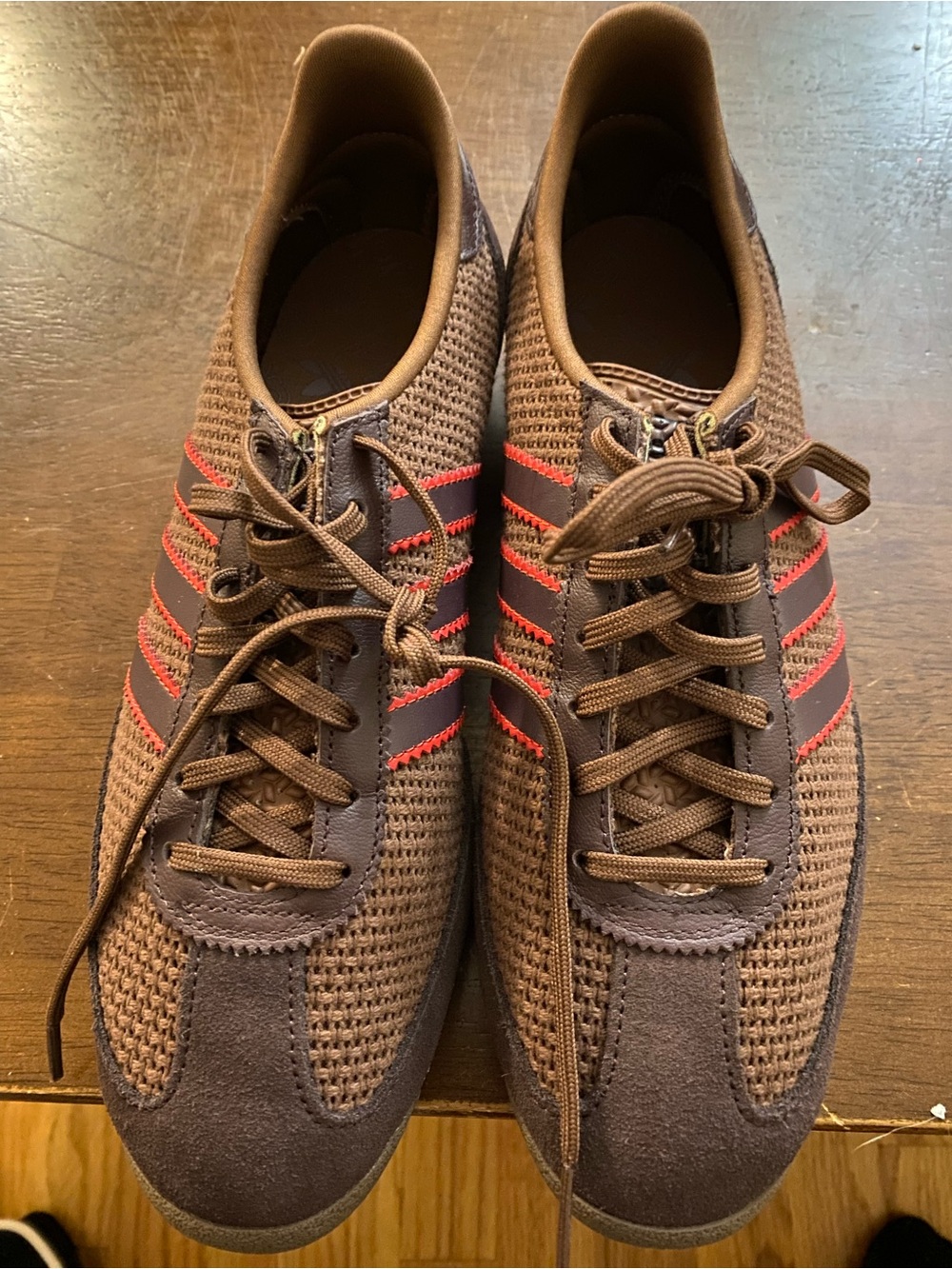 adidas Men's Brown Knit Sneakers with Red Stripe Detailing